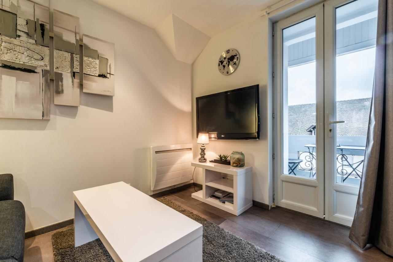 Le Grand Duplex Du Lac เวย์ริเยร์-ดู-ลัค ภายนอก รูปภาพ